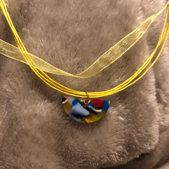 Yellow/Multicolor Necklace Set - Picture 3 of 3